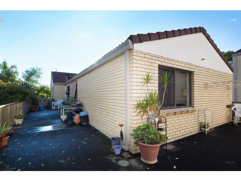 11/25 Ahern Street, Labrador QLD 4215