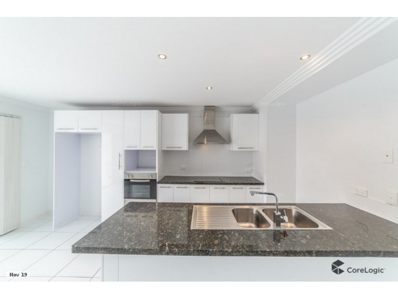 4/161 Marine Parade, Southport QLD 4215