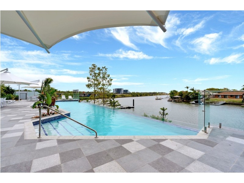4708/5 Harbour Side Court, Biggera Waters QLD 4216