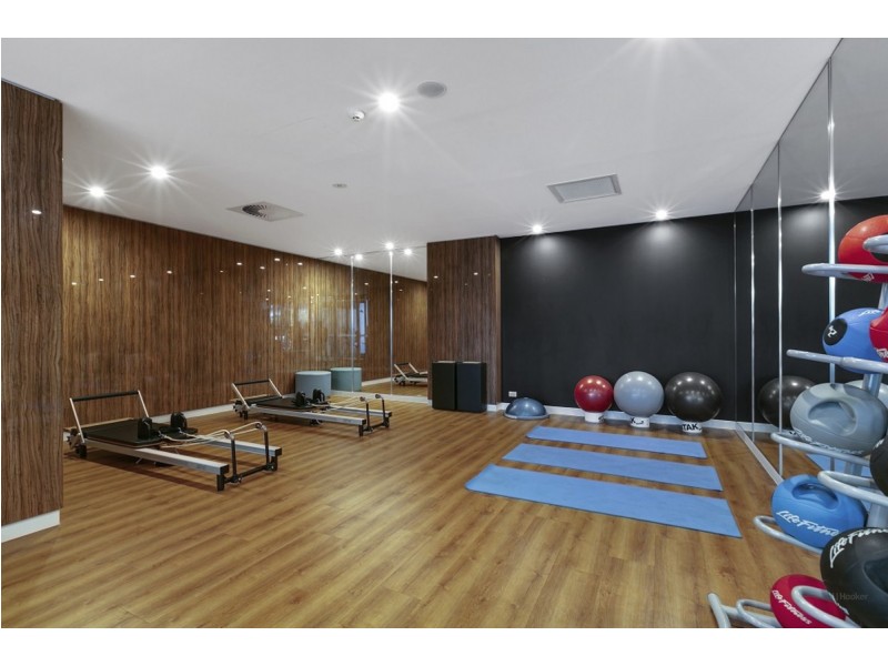 4708/5 Harbour Side Court, Biggera Waters QLD 4216