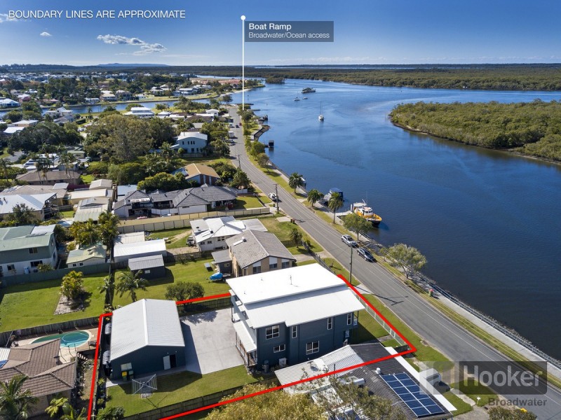 42 Boykambil Esplanade, Hope Island QLD 4212
