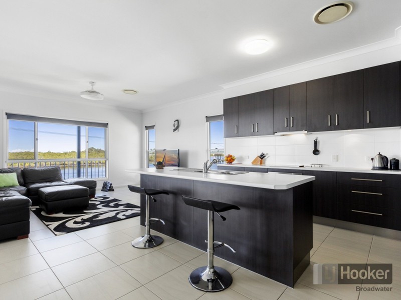 42 Boykambil Esplanade, Hope Island QLD 4212