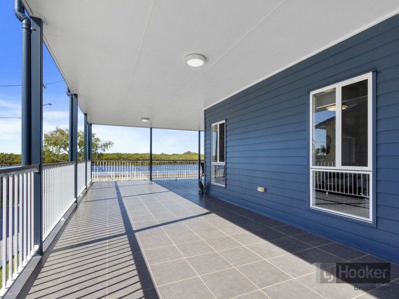 42 Boykambil Esplanade, Hope Island QLD 4212