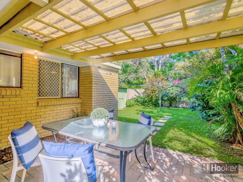 1/9 Telopea Street, Labrador QLD 4215