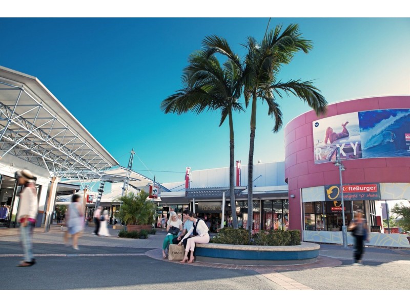 1/9 Telopea Street, Labrador QLD 4215