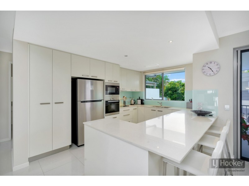 3/114 The Esplanade, Paradise Point QLD 4216