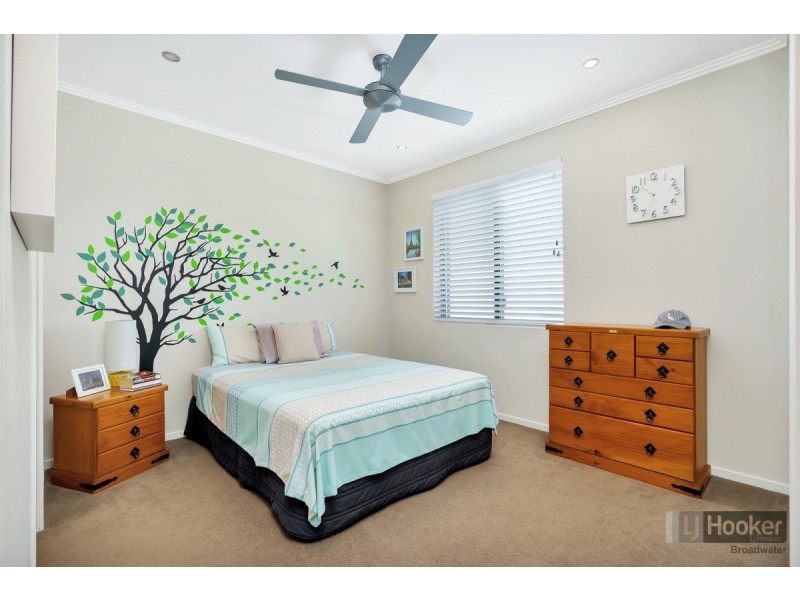 3/114 The Esplanade, Paradise Point QLD 4216