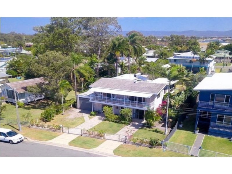 40 Boykambil Esplanade, Hope Island QLD 4212