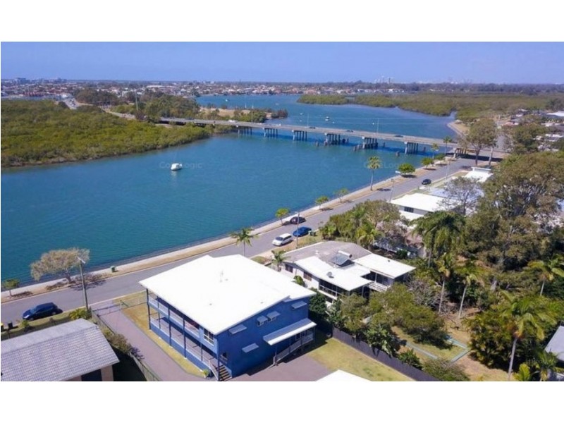 40 Boykambil Esplanade, Hope Island QLD 4212