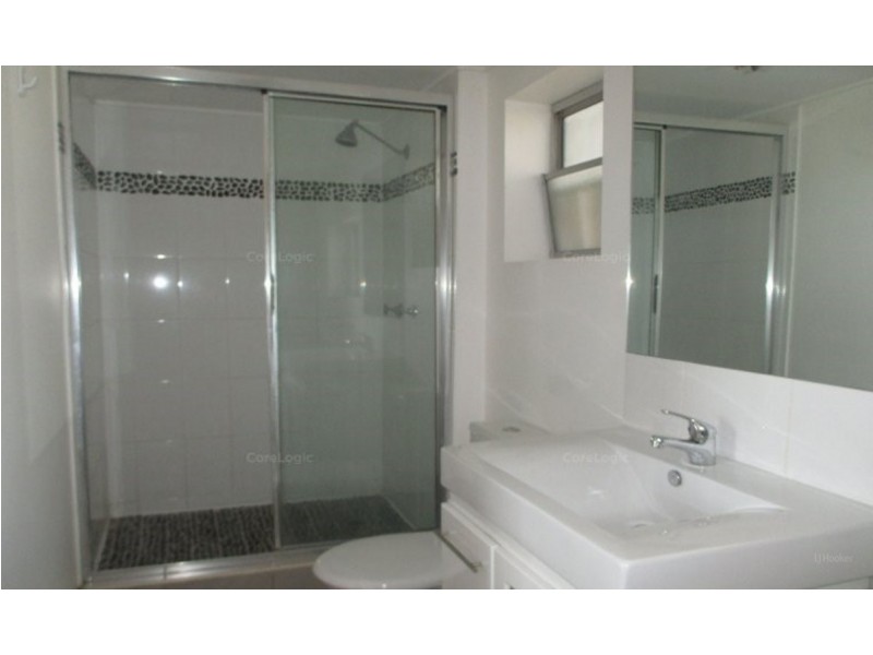 40 Boykambil Esplanade, Hope Island QLD 4212