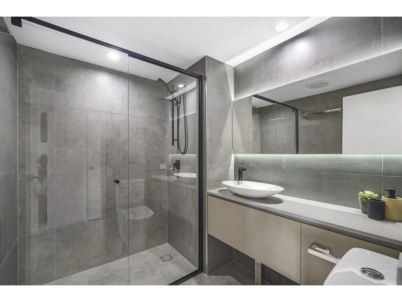 30/2320-2330 Gold Coast Highway, Mermaid Beach QLD 4218