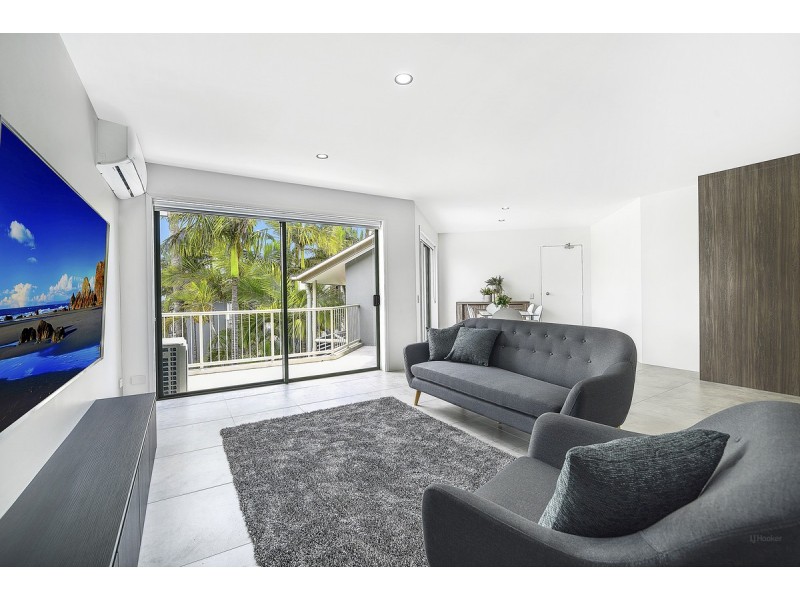30/2320-2330 Gold Coast Highway, Mermaid Beach QLD 4218