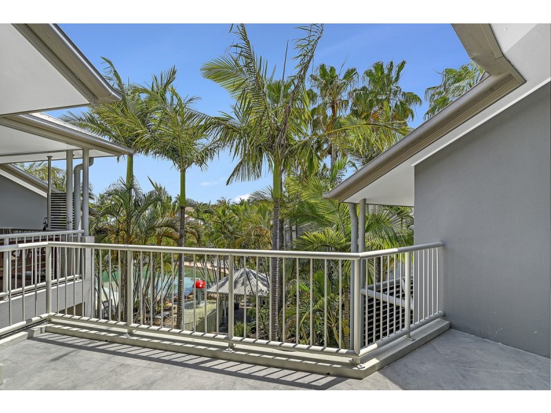 30/2320-2330 Gold Coast Highway, Mermaid Beach QLD 4218