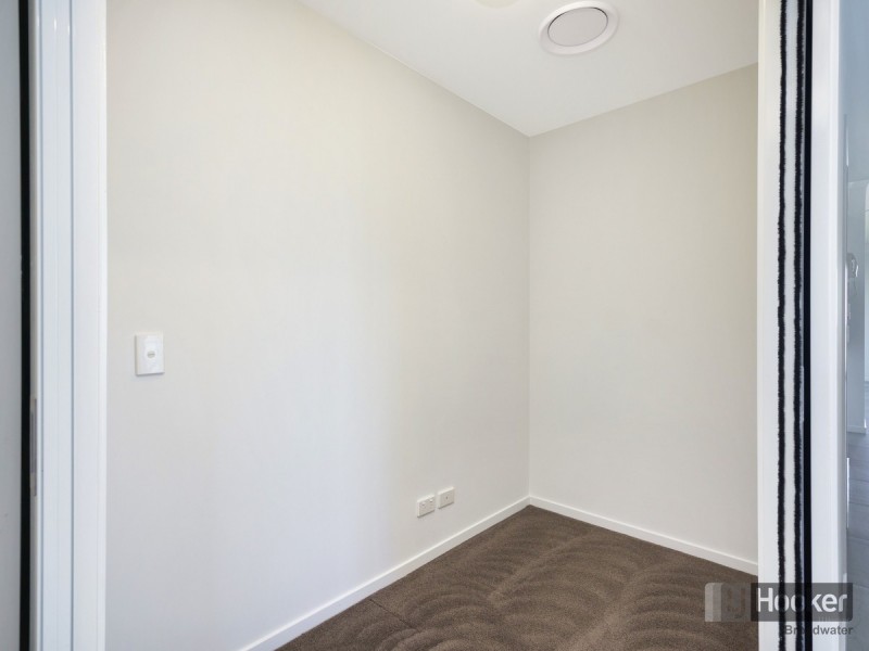 1103/372-374 Marine Parade, Labrador QLD 4215
