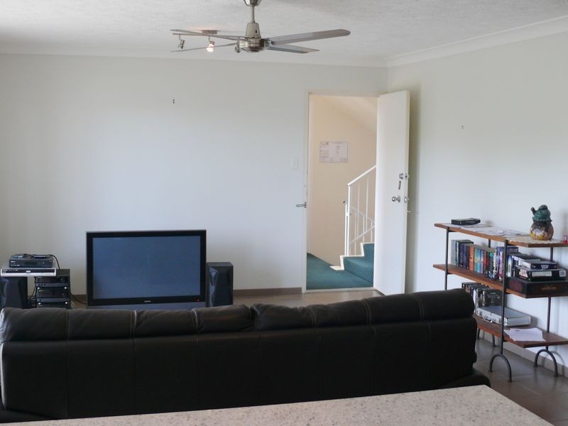 3/145 Muir Street, Labrador QLD 4215