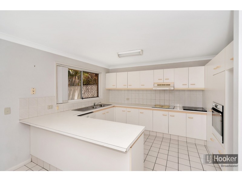 7 Jack Nicklaus Way, Parkwood QLD 4214