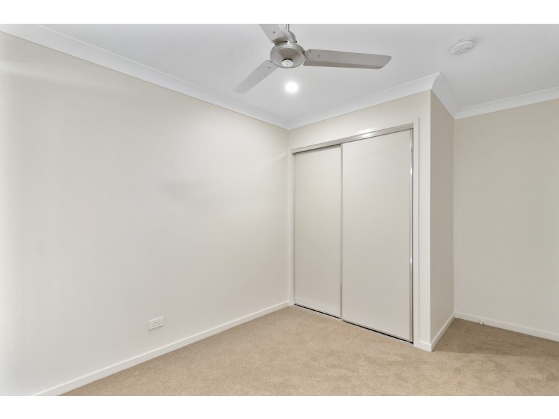 1/22a Jimmieson Avenue, Labrador QLD 4215