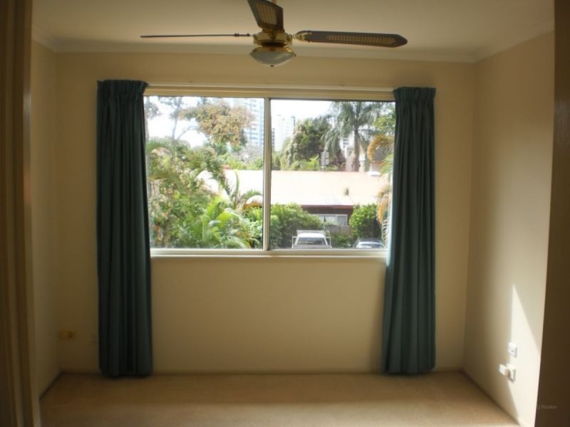 6/36 Broad Street, Labrador QLD 4215