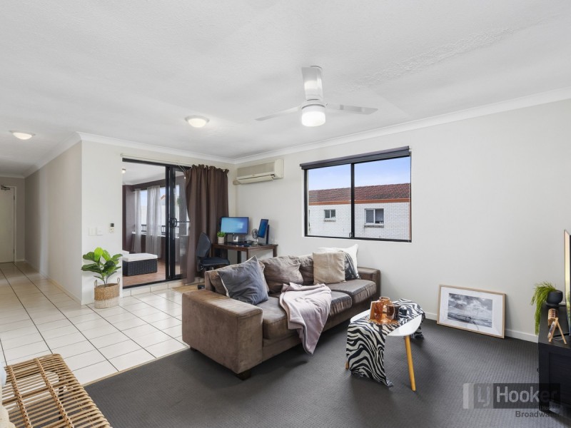 8/5 Loder Street, Biggera Waters QLD 4216