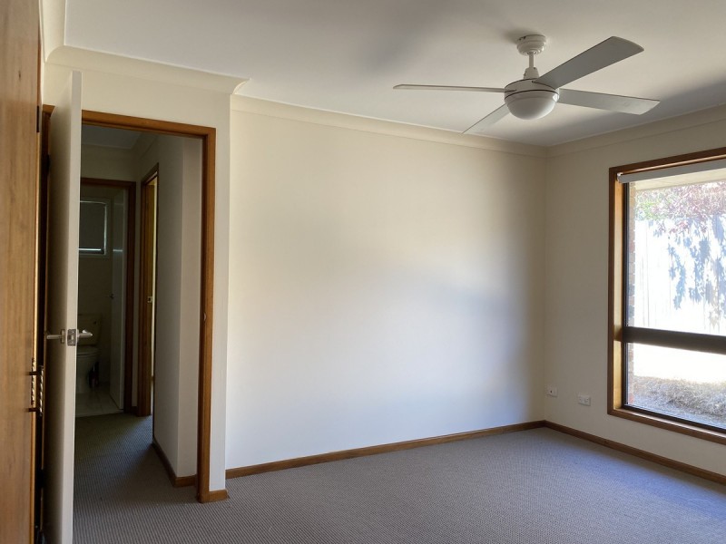 2/42 Harley Street, Labrador QLD 4215