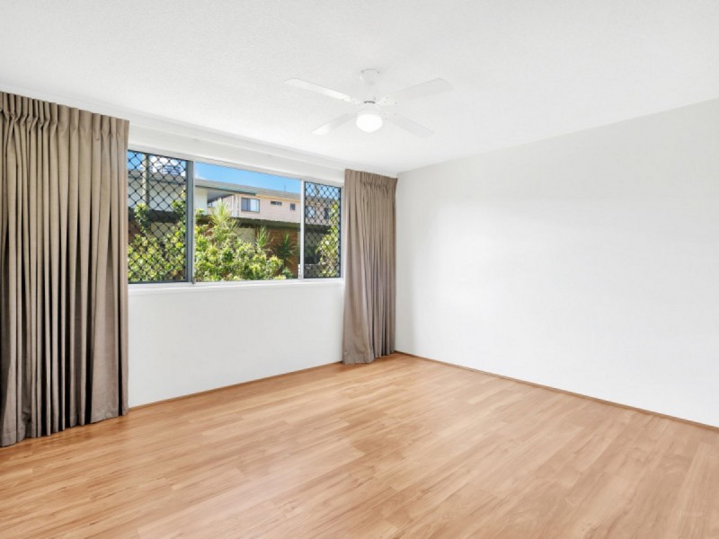 1/49 Back Street, Biggera Waters QLD 4216