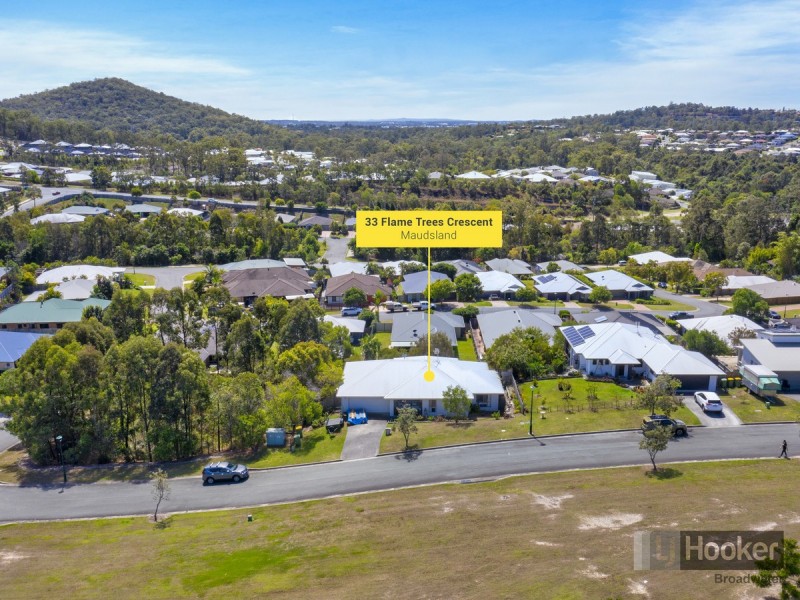 33 Flame Trees Crescent, Maudsland QLD 4210