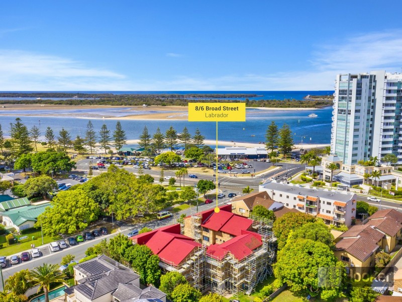 8/6 Broad Street, Labrador QLD 4215