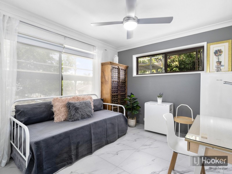 8/6 Broad Street, Labrador QLD 4215