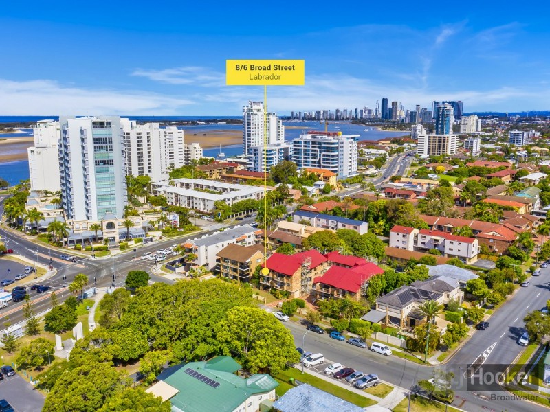 8/6 Broad Street, Labrador QLD 4215