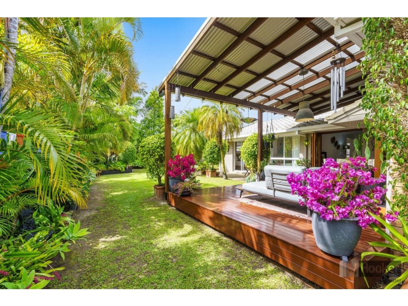 4 Menzies Close, Arundel QLD 4214