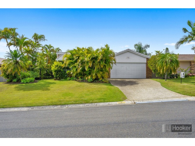 4 Menzies Close, Arundel QLD 4214