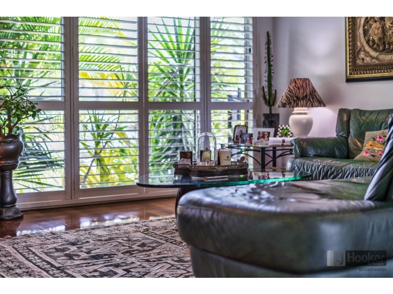 4 Menzies Close, Arundel QLD 4214