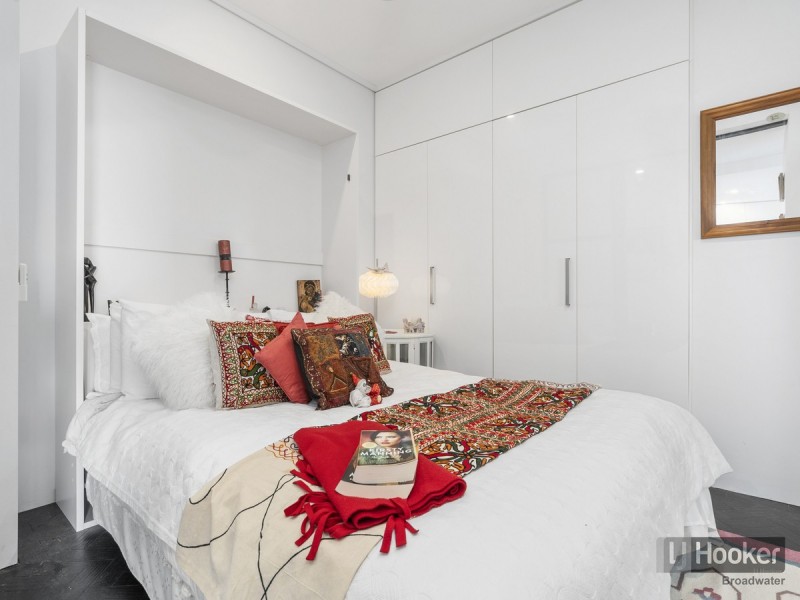 1306/360 Marine Parade, Labrador QLD 4215