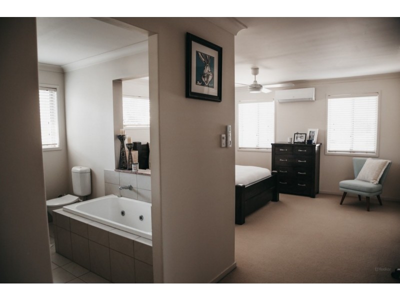 1/32 Ocean Street, Runaway Bay QLD 4216