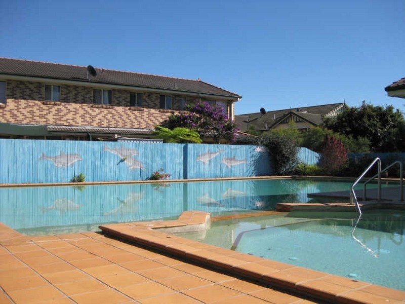 6/402 Pine Ridge Road, Coombabah QLD 4216