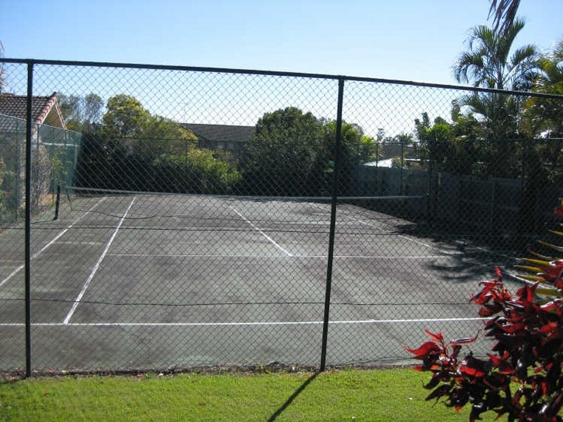 6/402 Pine Ridge Road, Coombabah QLD 4216