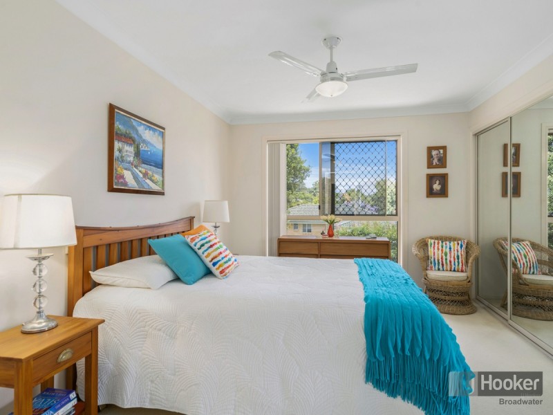 2/38A Middle Street, Labrador QLD 4215