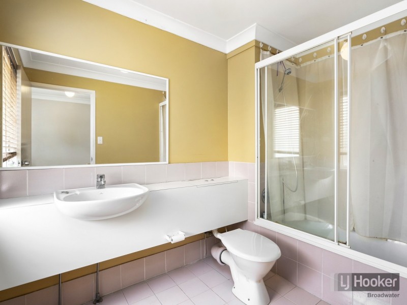 6/77 Government Road, Labrador QLD 4215