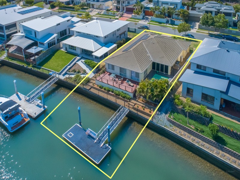 99 Compass Drive, Biggera Waters QLD 4216