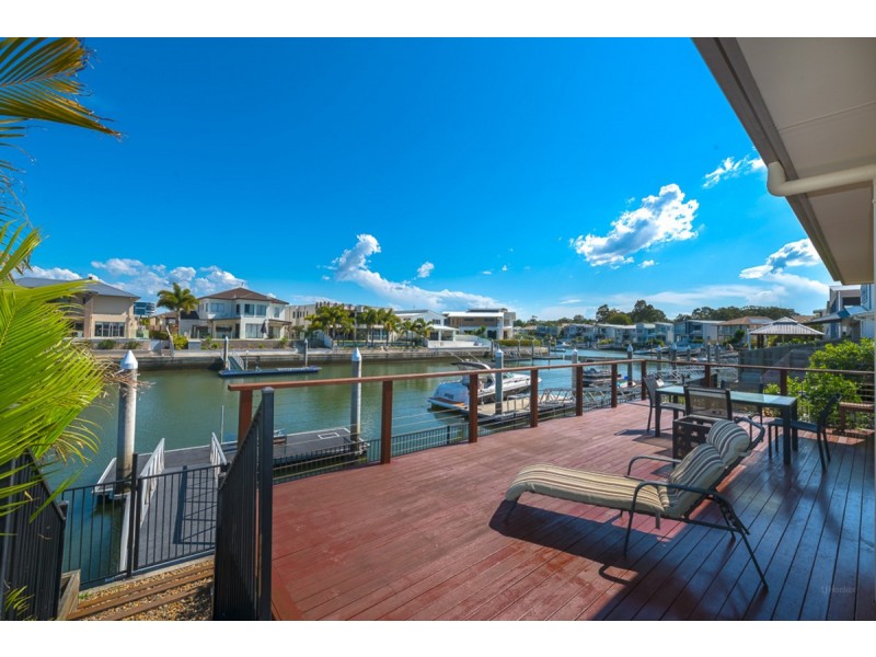 99 Compass Drive, Biggera Waters QLD 4216