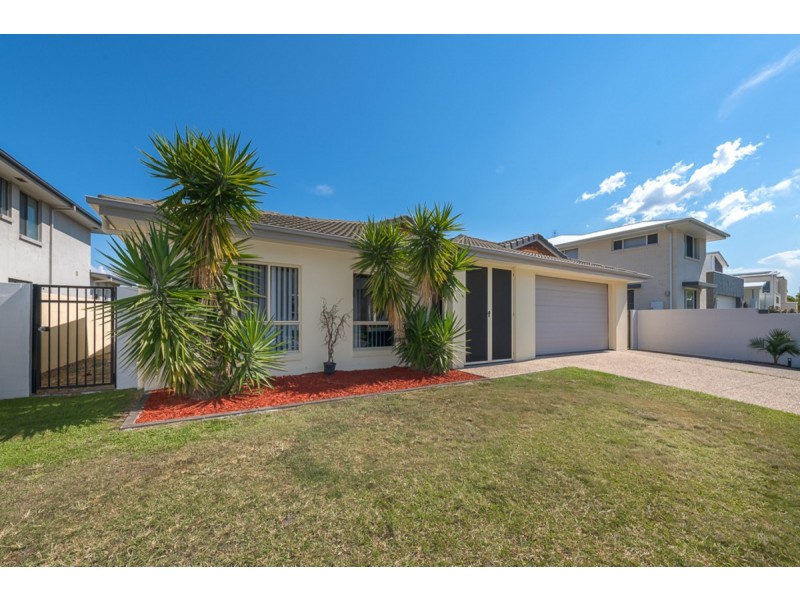 99 Compass Drive, Biggera Waters QLD 4216