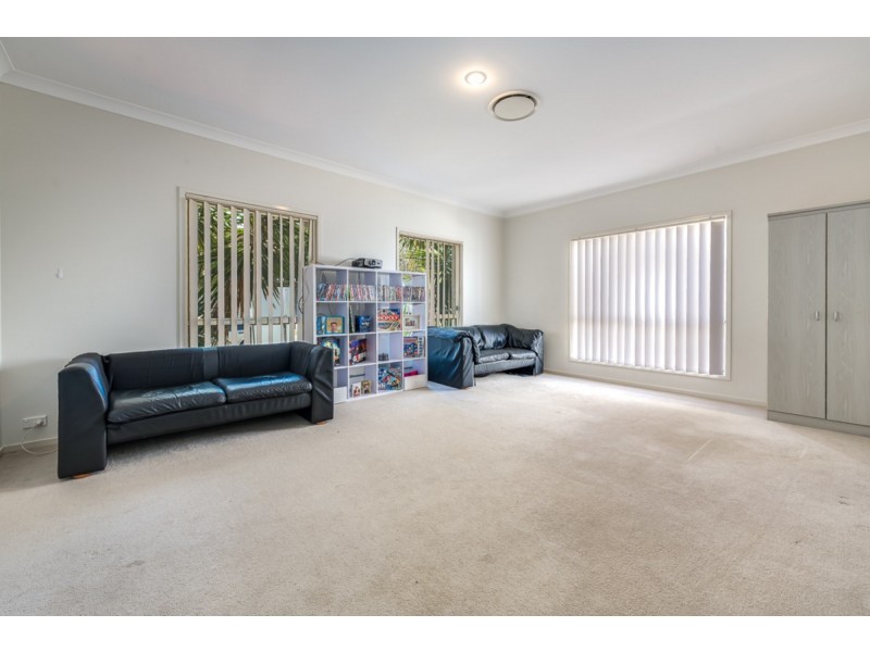 99 Compass Drive, Biggera Waters QLD 4216