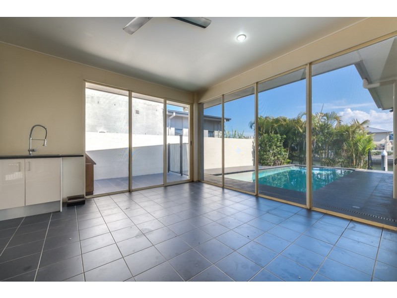 99 Compass Drive, Biggera Waters QLD 4216