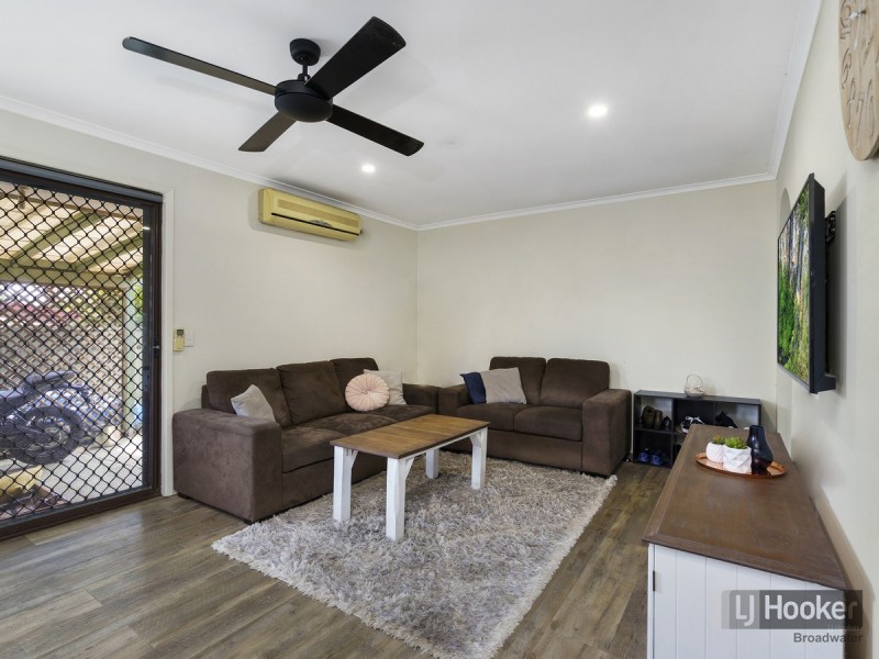 2/320 Government Road, Labrador QLD 4215