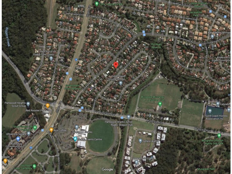 2/320 Government Road, Labrador QLD 4215