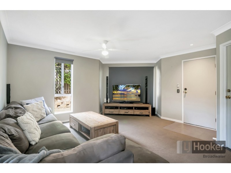 20/6 Buddy Holly Close, Parkwood QLD 4214
