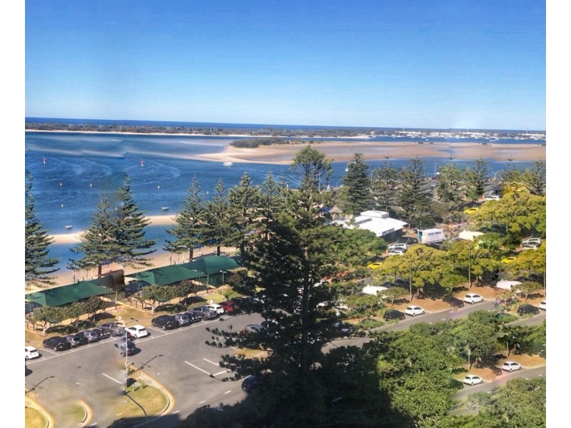 1105/372-374 Marine Parade, Labrador QLD 4215