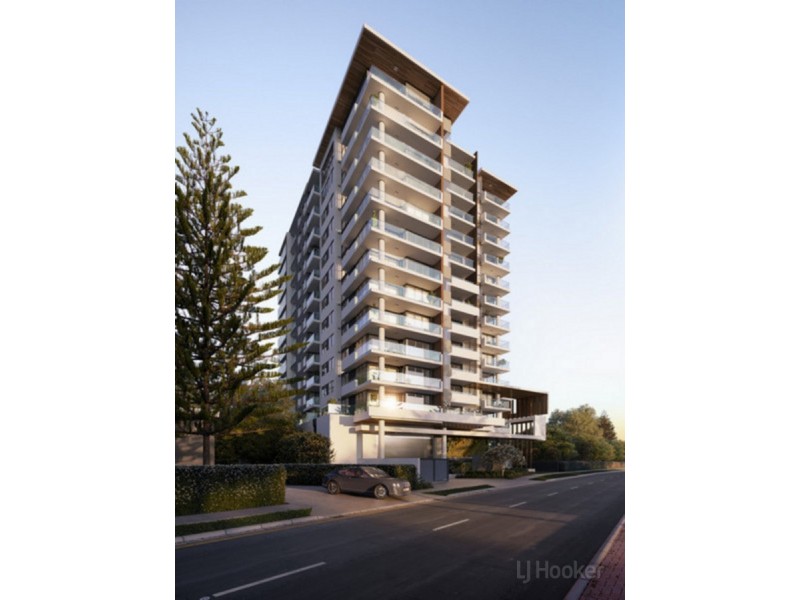 1105/372-374 Marine Parade, Labrador QLD 4215