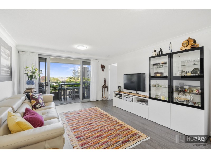 11/14-16 Bright Avenue, Labrador QLD 4215