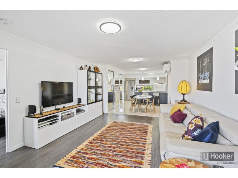 11/14-16 Bright Avenue, Labrador QLD 4215